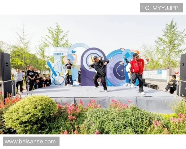 杭州城市马拉松街舞队精彩表现点评与状态分析