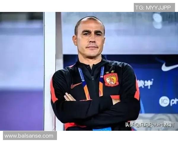 足球明星剃眉毛后惊艳亮相网友热议个性造型引发关注 足球明星剃眉毛后惊艳亮相网友热议个性造型引发关注