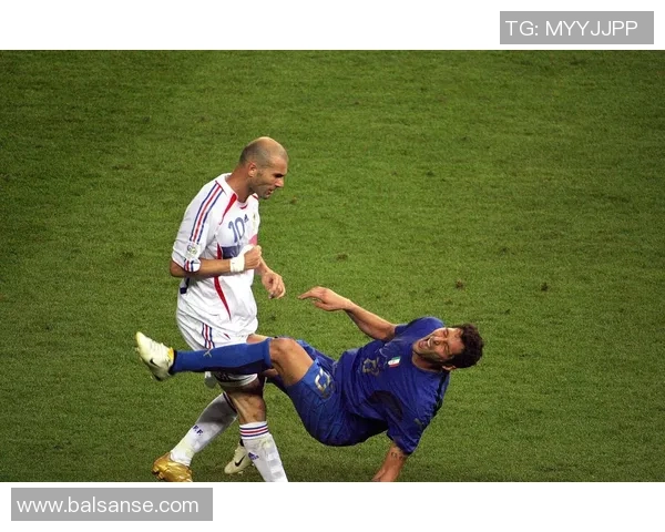 足球明星吉恩的精彩瞬间与经典图片回顾