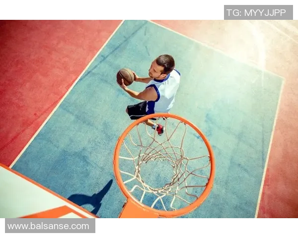 足球明星如何在篮球场上展现魅力与激情的双重粉丝文化