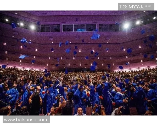 足球明星未上大学的成功之路与教育的关系探讨