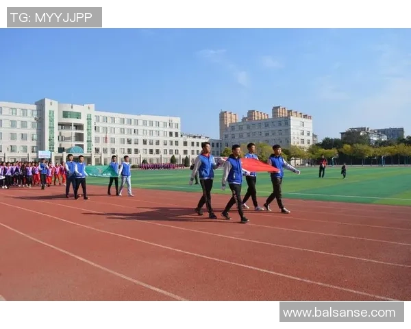 足球明星漫画转场图片展示球场激情与梦想的完美结合