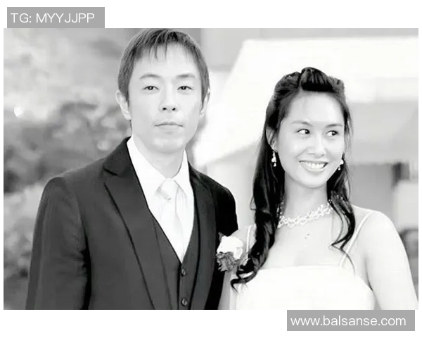 足球明星的家庭生活揭秘：他们的妻子与孩子们的幸福瞬间