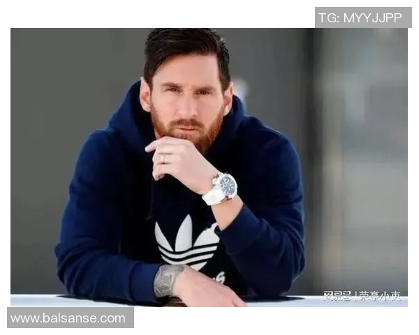 足球明星的财富揭秘他们的收入来源与奢华生活方式分析 足球明星的财富揭秘他们的收入来源与奢华生活方式分析