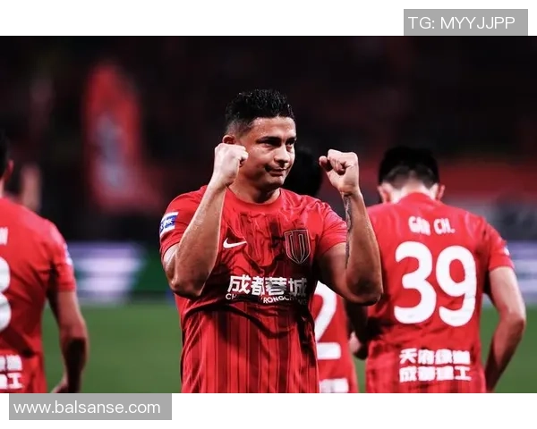 足球明星签名的魅力与价值探秘及其对球迷的影响