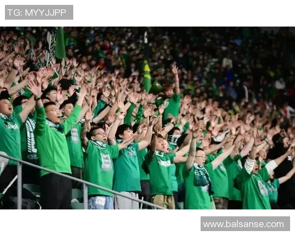 足球明星竞技综艺节目全新升级挑战赛引领球迷热潮与明星互动共创精彩时刻