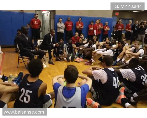 足球明星私下追逐NBA比赛的秘密生活与激情时刻