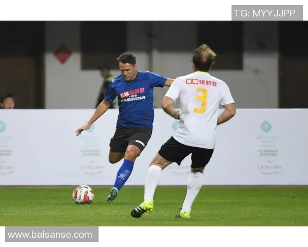 足球明星经典瞬间汇总精美正式照片全景展示