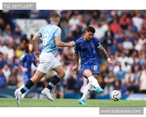 足球明星素质堪忧引发争议球场内外行为令人失望的现象分析